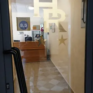 Ricci 2* Genua