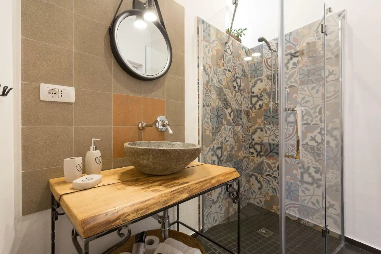 Pura Vida Iblea Hotel Ragusa 2*,